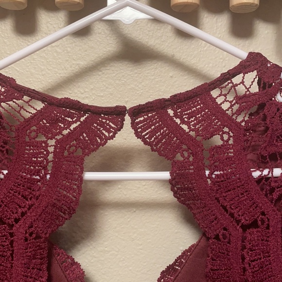 S Lulu’s Burgundy Longsleeve Bridesmaid or Evening Dress NWT - Picture 10 of 10